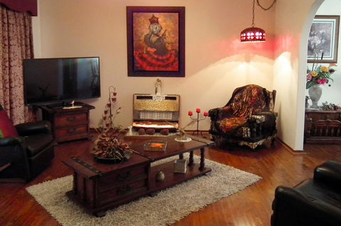 The Spanish Retreat And BnB - 24 Hrs - Geraldton Accommodation 0