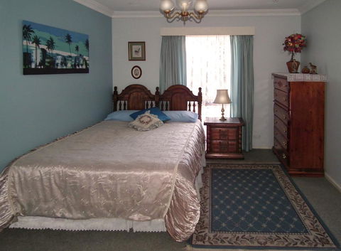The Spanish Retreat And BnB - 24 Hrs - Geraldton Accommodation 1