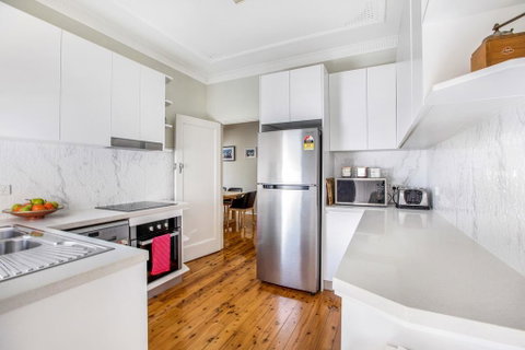 The Summit House - Geraldton Accommodation 0