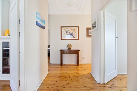 The Summit House - Geraldton Accommodation 2