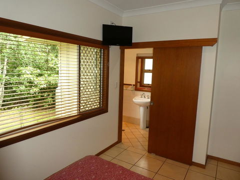 The Summit Rainforest Retreat - Geraldton Accommodation 3