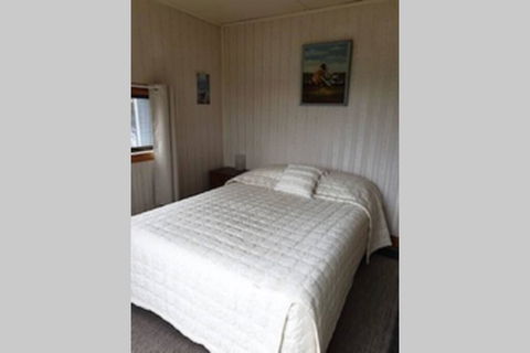 The Tin Dragon - Geraldton Accommodation 3