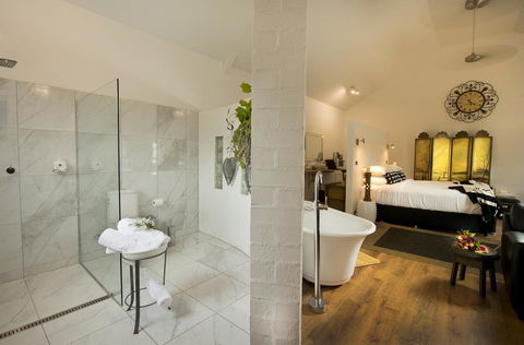 The Villa - Geraldton Accommodation 3