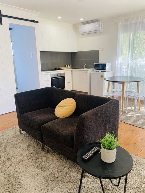 The White Picket Fence - Geraldton Accommodation 3