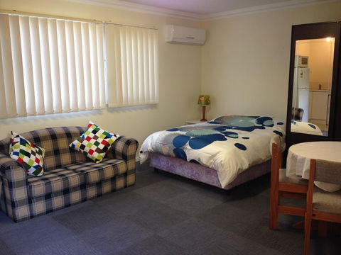 Thornleigh Garden View, Comfortable & Tranquil - Geraldton Accommodation 1