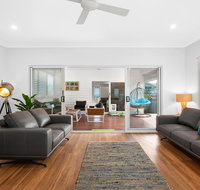 Three-Bed Family Entertainer Near Beach and Cafes - Geraldton Accommodation