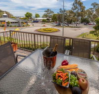 Tradewinds Unit 3 110 Victoria Parade - Geraldton Accommodation