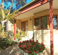 Treetops Hideaway - Geraldton Accommodation