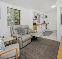 Tropical on McKenzie MK1 - Geraldton Accommodation