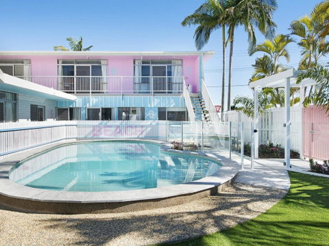Ventura Beach Motel 2 Bed Poolside - Unit 1 - Geraldton Accommodation 2