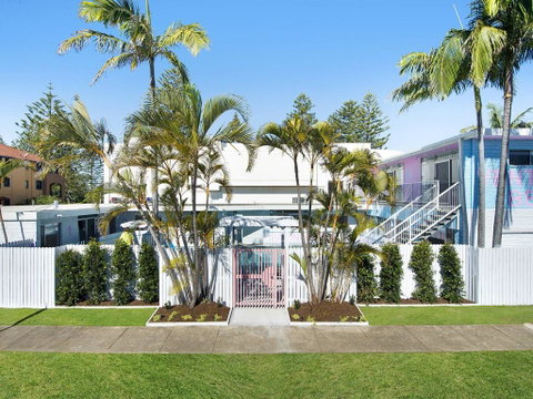 Ventura Beach Motel 2 Bed Poolside - Unit 3 - Geraldton Accommodation 3