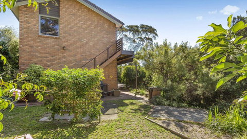 VIEWS AT MCCRAE..... - Geraldton Accommodation 2