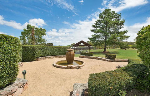 Vineyard Cottages - Geraldton Accommodation 1