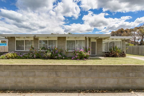 Wander On Bulmer - Geraldton Accommodation 2