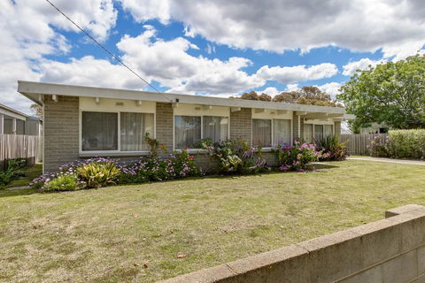 Wander On Bulmer - Geraldton Accommodation 1