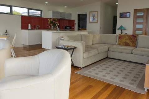 Watercolours - Geraldton Accommodation 3