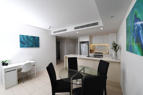 WATERFRONT DARWIN TROPICAL GEM - Geraldton Accommodation 1