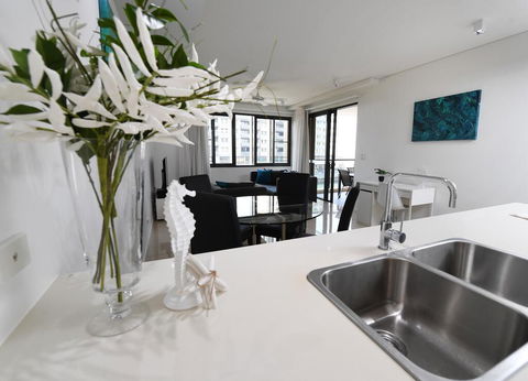WATERFRONT DARWIN TROPICAL GEM - Geraldton Accommodation 0