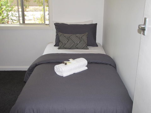 Clarke Street - Geraldton Accommodation 12