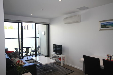 RNR Serviced Apartments North Melbourne - Geraldton Accommodation 12