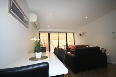 RNR Serviced Apartments North Melbourne - Geraldton Accommodation 22