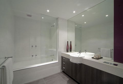 Tyrian Serviced Apartments Fitzroy - Geraldton Accommodation 8