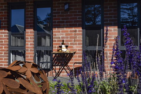 Daylesford Art Motel - Geraldton Accommodation 21
