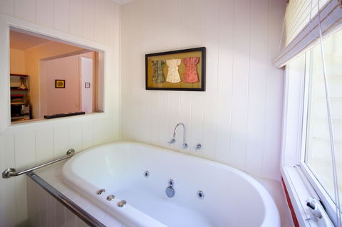 Healesville Apartments - Geraldton Accommodation 11