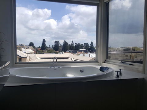 104 On Merri Apartments - Geraldton Accommodation 22