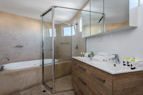 Noosa Blue Resort - Geraldton Accommodation 18
