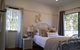 Lake Weyba Noosa Lodge & Kangaroos - thumb 1