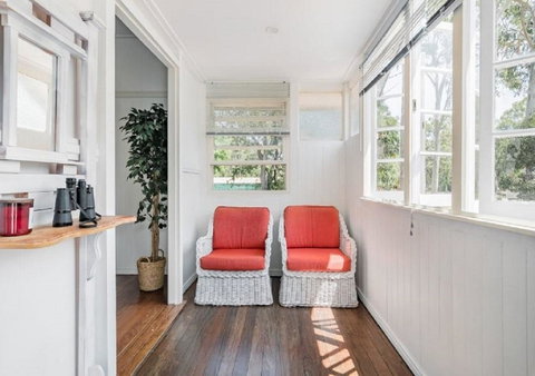 Lake Weyba Noosa Lodge & Kangaroos - Geraldton Accommodation 19