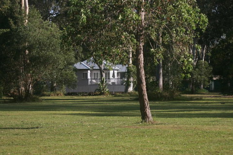 Lake Weyba Noosa Lodge & Kangaroos - Geraldton Accommodation 30