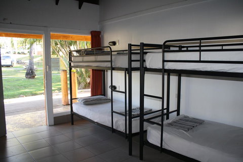 Nomads Airlie Beach - Geraldton Accommodation 1