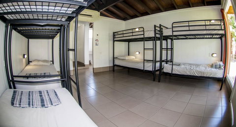 Nomads Airlie Beach - Geraldton Accommodation 3