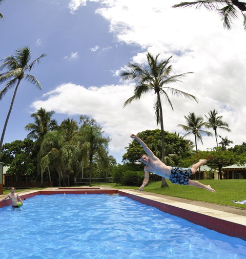 Nomads Airlie Beach - Geraldton Accommodation 24