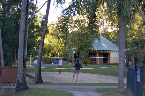 Nomads Airlie Beach - Geraldton Accommodation 8