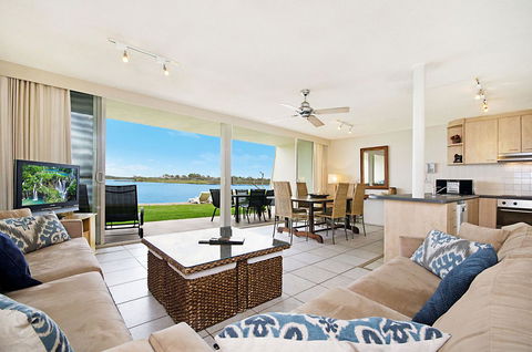 Noosa Harbour Resort - Geraldton Accommodation 7