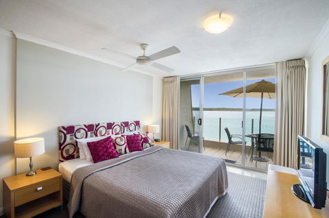 Noosa Harbour Resort - Geraldton Accommodation 13