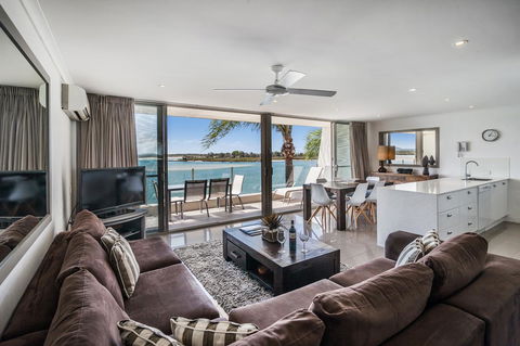 Noosa Harbour Resort - Geraldton Accommodation 22