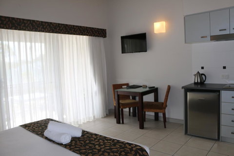 Blue Lagoon Resort - Geraldton Accommodation 19