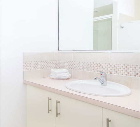 Noosa Hill Resort - Geraldton Accommodation 38