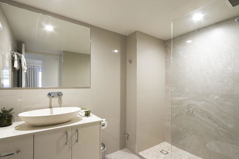 Noosa Hill Resort - Geraldton Accommodation 5