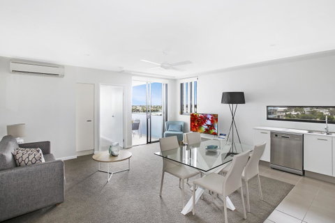Direct Collective - Sea Breeze Mooloolaba - Geraldton Accommodation 20