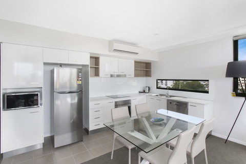 Direct Collective - Sea Breeze Mooloolaba - Geraldton Accommodation 28
