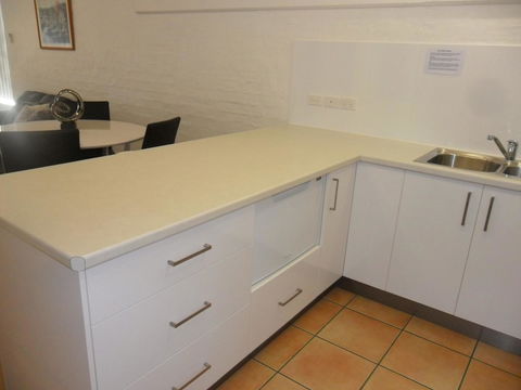 Myuna Holiday Apartments - Geraldton Accommodation 33