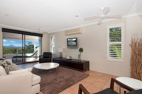 Myuna Holiday Apartments - Geraldton Accommodation 24