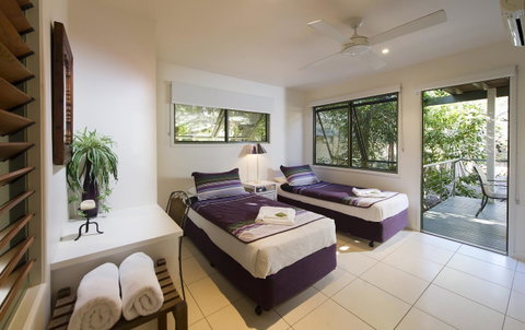 The Retreat Beach Houses - Geraldton Accommodation 16