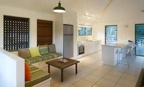 The Retreat Beach Houses - Geraldton Accommodation 9