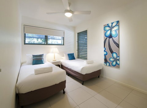 The Retreat Beach Houses - Geraldton Accommodation 12